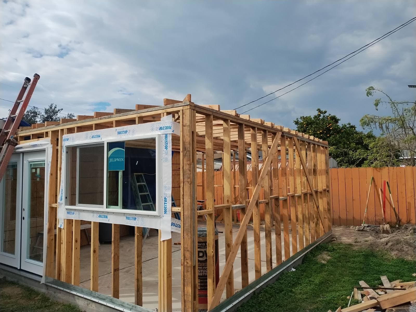 Expert Framing for Spacious Garage Extension