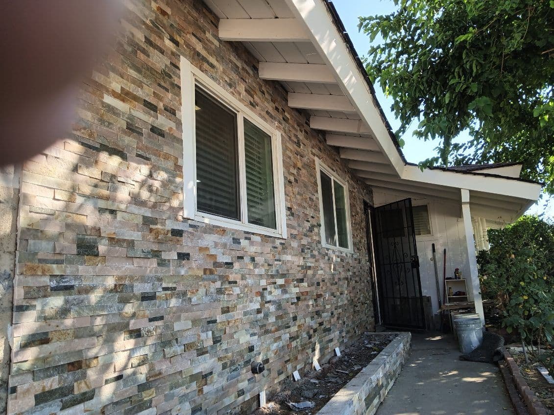 Gallery photos for Enhance Your Home with Stunning Veneer Stonework: Image #2